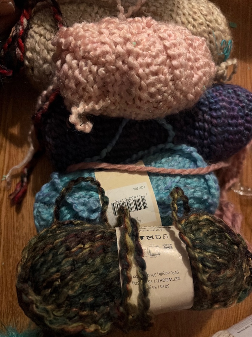 Yarn 🧶 multiple colors